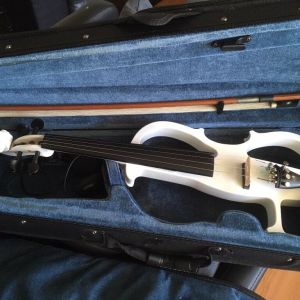 violin white with case